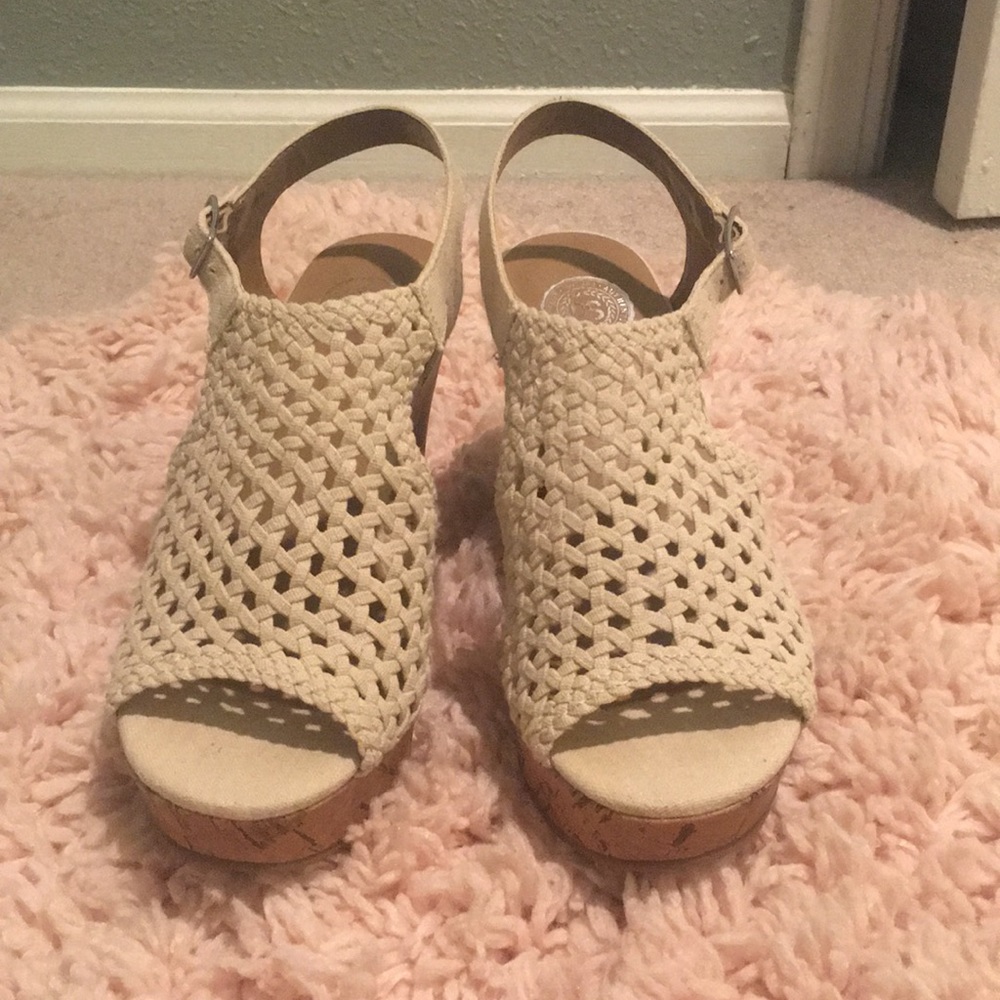 Tan wedges
